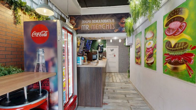 Mr. Menches в Петергофе на Яндекс Картах